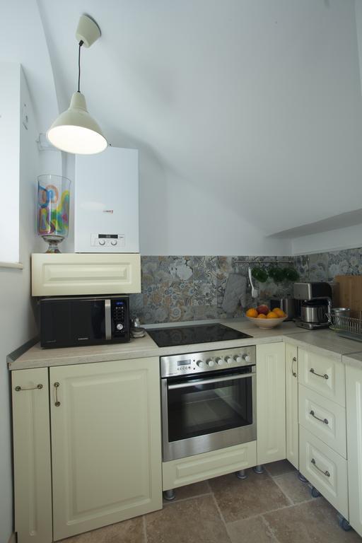Green Door Apartment Sibiu Quarto foto